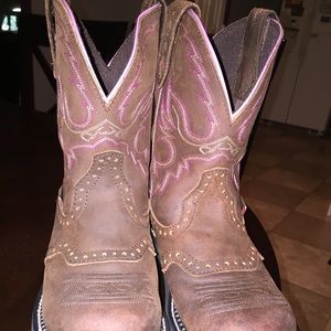 Justin gypsy cow girl boots
