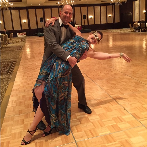 Meet your Posher, Jennifer - Picture 3 of 8