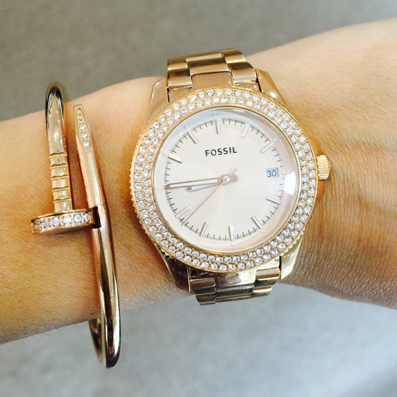 Rose gold Fossil ladies watch