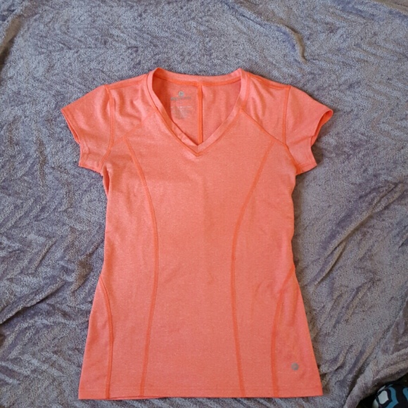 !!SOLD ON MERC!hort sleeve salmon workout top
