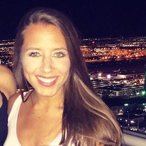 Meet your Posher, Kristen