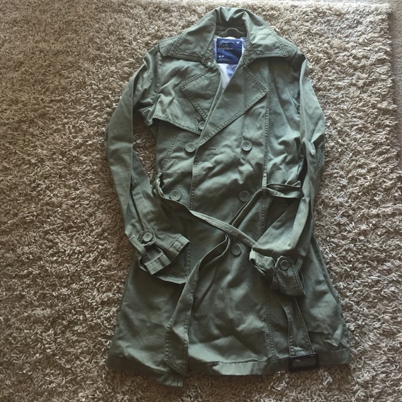 American Eagle Outfitters Jackets & Blazers - Mid length trench coat