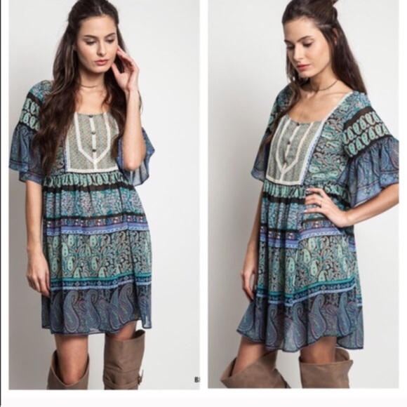 Pretty dress SALE - Picture 2 of 3