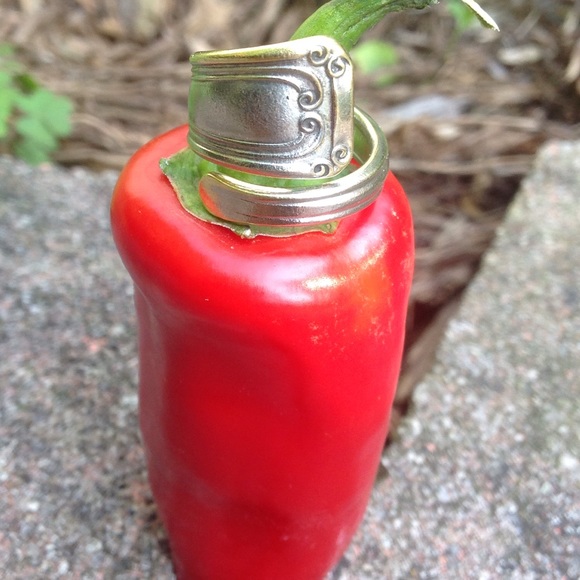 Silverware Ring made from a fork - Picture 4 of 9