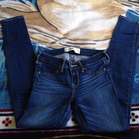 Hollister Super Skinny Jeans