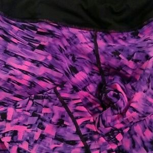 Nike workout Capri  new w/o tags