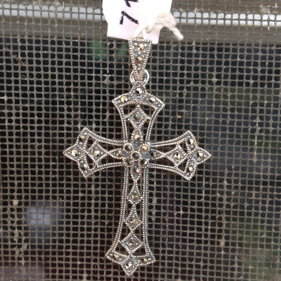 3.84 GMS Fine Marcarsite Pendant. - Picture 2 of 4