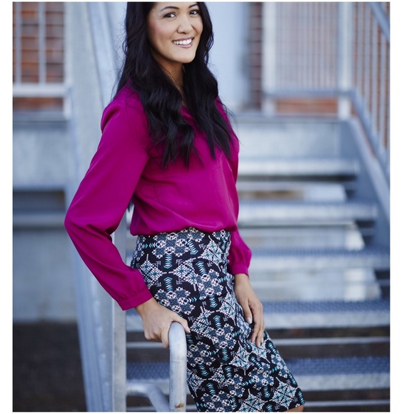 Hot Gal Dresses & Skirts - Black & Teal Tribal Bodycon Skirt NWOT