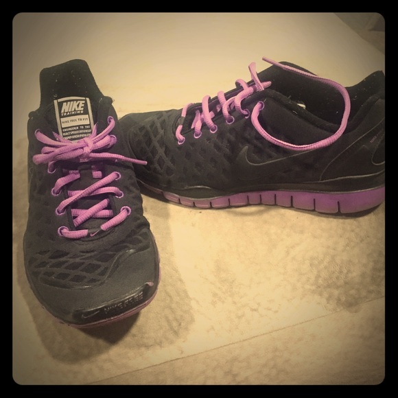 NIKE FREE TR FIT