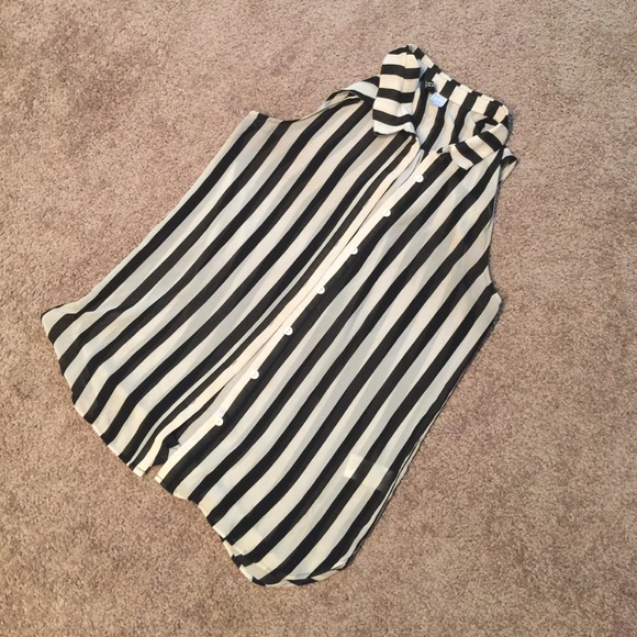 PERFECT for Work BnW Sheer Top