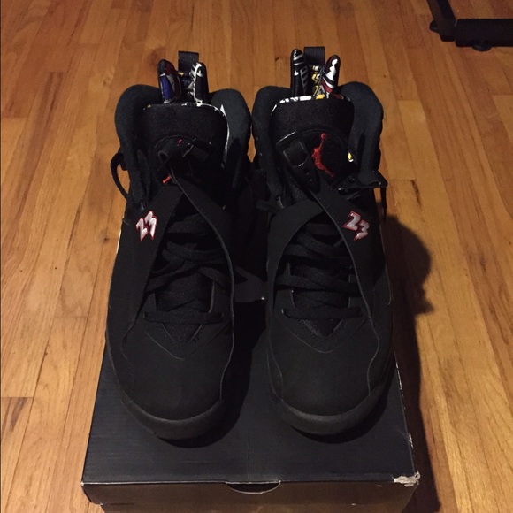 Jordan Retro 8 "Playoff"