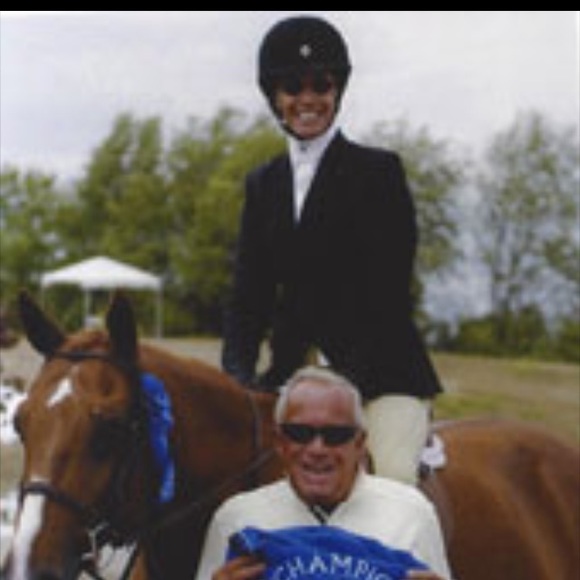 Hi I’m Wendy. 🐴🐶🐱👜👠💍👕👖👚 - Picture 7 of 12