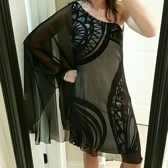 Trina Turk- NWT- Brand new Black overlay dress