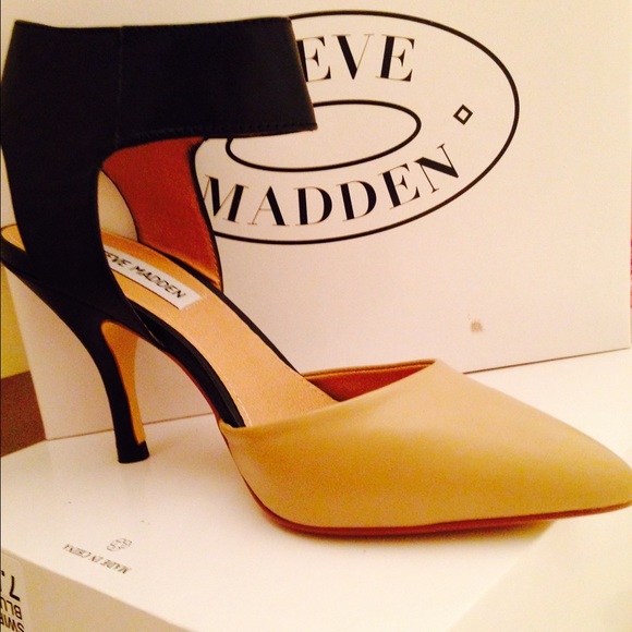 Steve Madden Swift