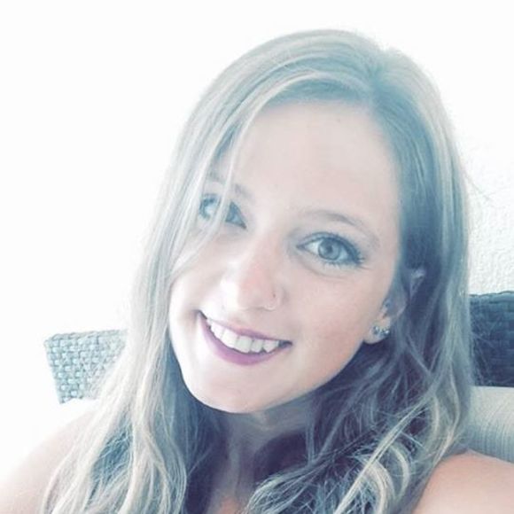 Meet your Posher, Erin - Picture 1 of 1