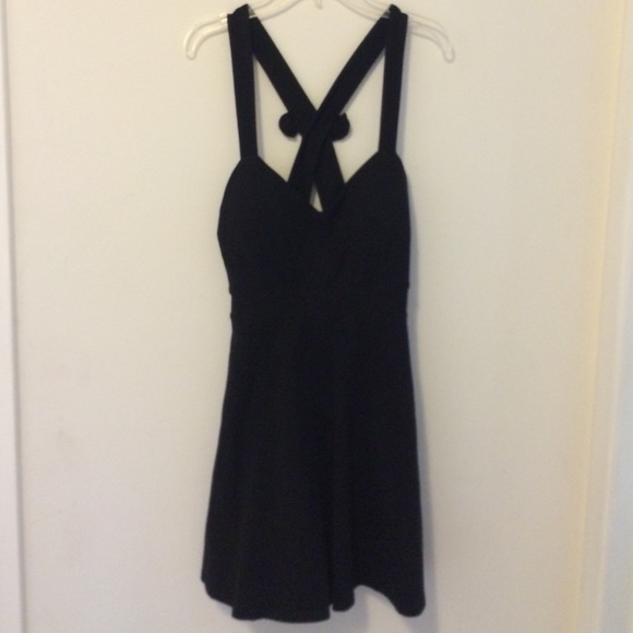 Backless black cotton dress