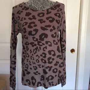 FOREVER 21 Leopard Print Long Sleeve