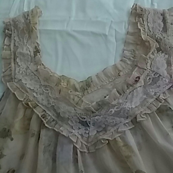 Tank top - Picture 3 of 4