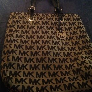 Michael kors tote bag