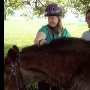 Meet your Posher, Connie