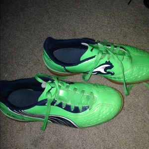 Puma indoor cleats
