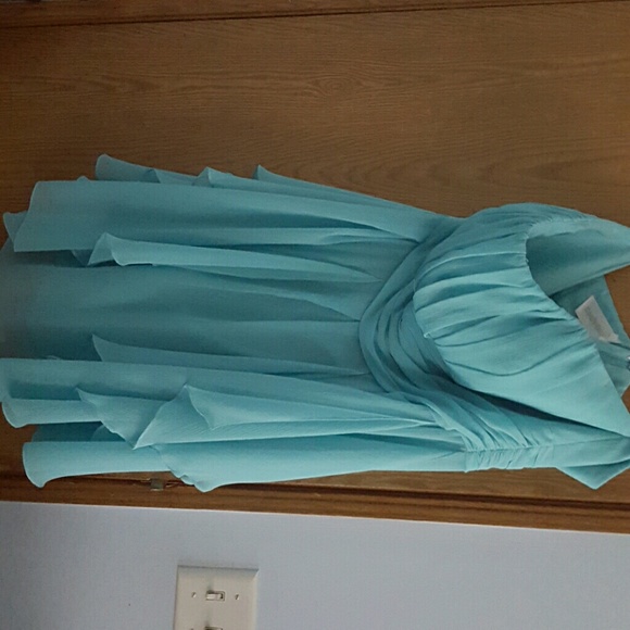 David's Bridal ocean blue strapless dress size 20