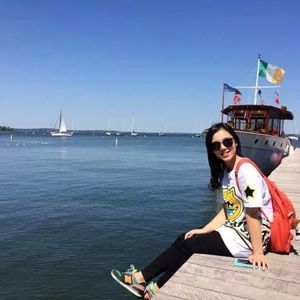 Meet your Posher, Qian