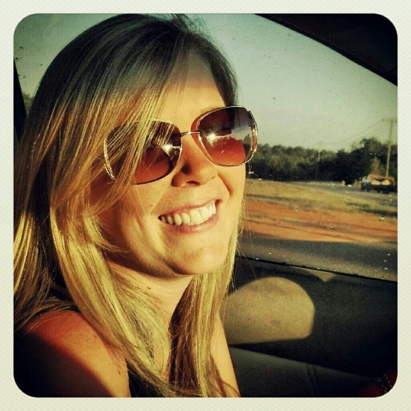 Meet your Posher, Amber