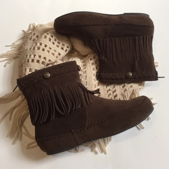 Bamboo Shoes - ✨Fringed Booties✨
