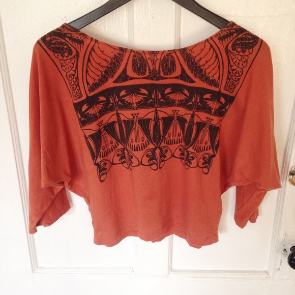 Aztec Blouse - Picture 2 of 2