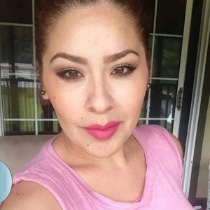 Meet your Posher, Francisca