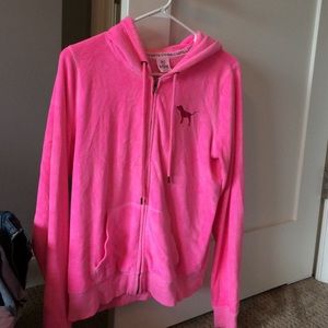 Love pink sweatshirt