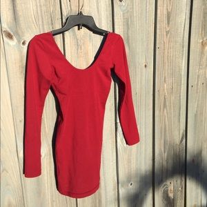 Cotton Spandex Jersey
U-Neck Long Sleeve Dress