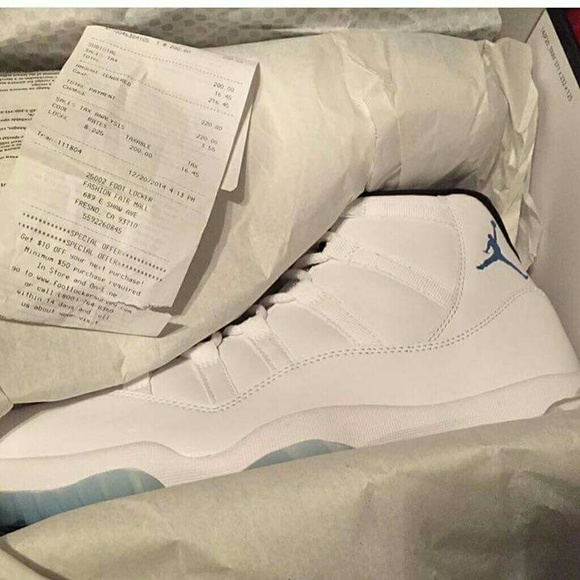 BRAND NEW LEGEND BLUE 11s