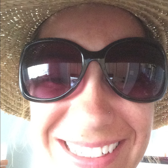 SOLD! - Picture 4 of 4