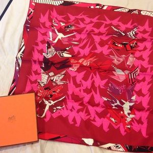 Hermes BRAND NEW Rose Origami Print Silk Scarf