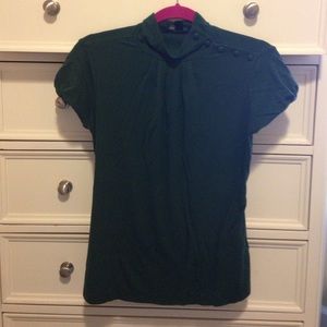 Hunter green top