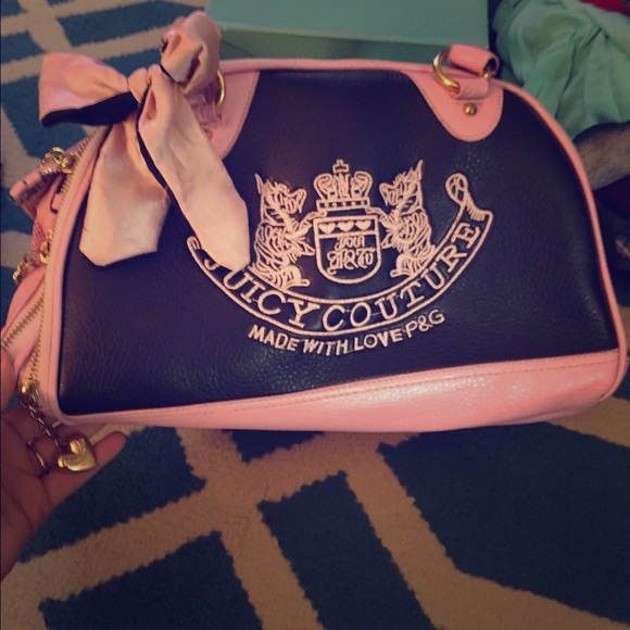 Gorgeous gently used Juicy Couture purse!!! - Picture 1 of 3