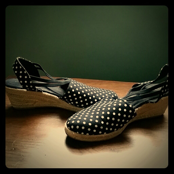 Black Pokadot shoes