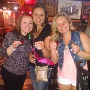 Meet your Posher, Emilie