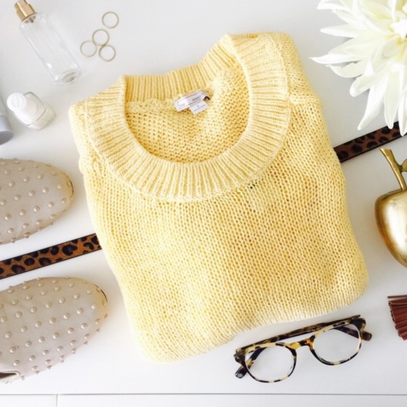 🍩 SOLD - GAP | Yellow Knit Dolman Sleeve Sweater - Picture 3 of 3