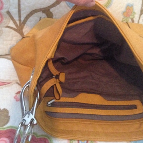 Purse - Picture 2 of 2