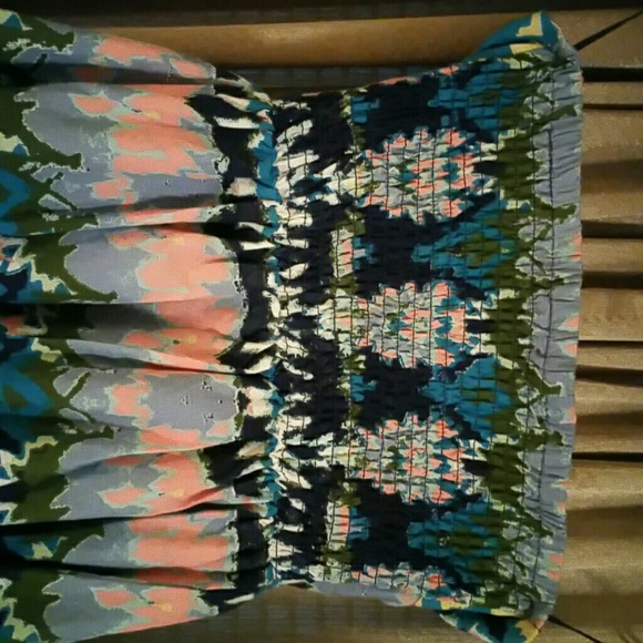 Junior's dress - Picture 3 of 3