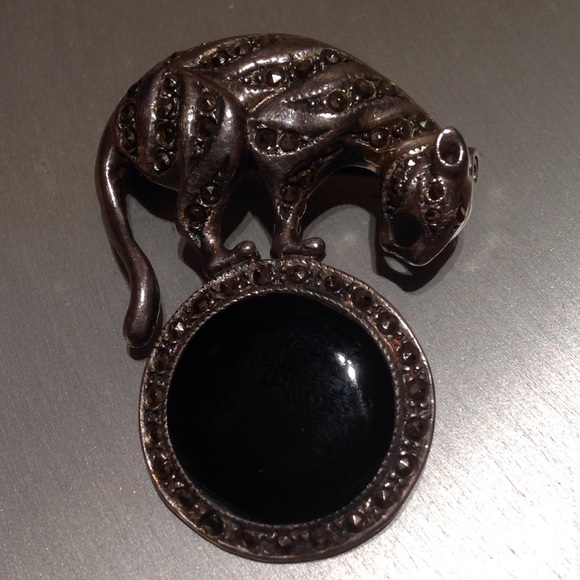 Vintage Jewelry - Sterling Silver, Marcasite & Onyx Brooch