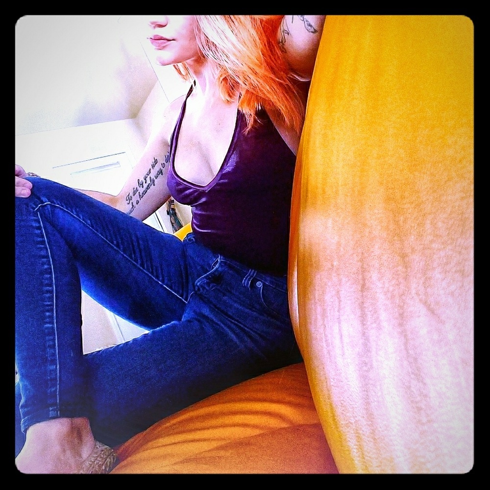 Meet your Posher, Vikki🖤