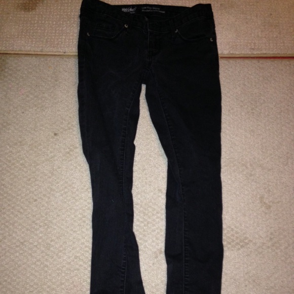 Black jeans !