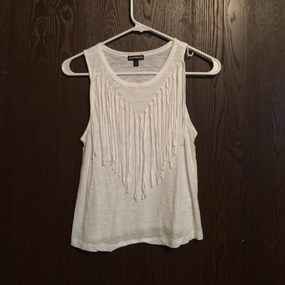 White fringe tank - Picture 1 of 3