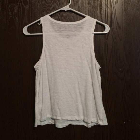 White fringe tank - Picture 2 of 3