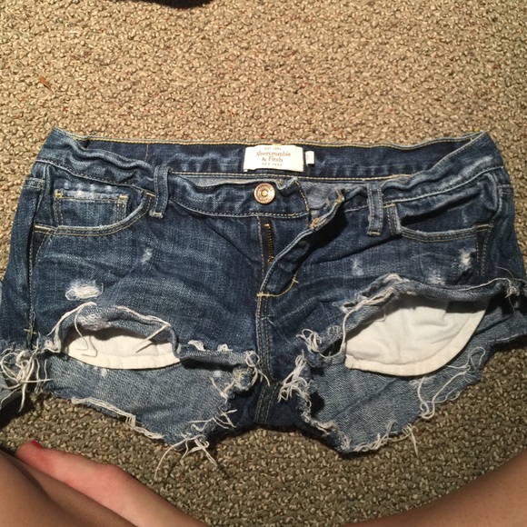 Abercrombie shorts 0