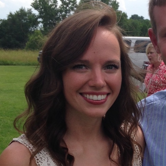 Meet your Posher, Kelsey
